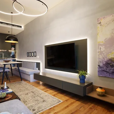Apartman Ee Homes - Curated Design & Skyline Views Tirana