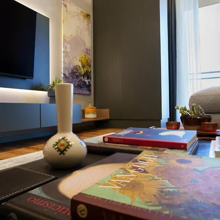 Ee Homes - Curated Design & Skyline Views Tirana