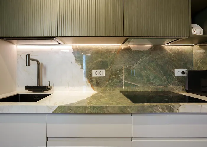 Ee Homes - Curated Design & Skyline Views * Tirana